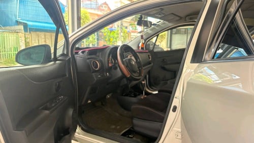 Toyota Vitz Smart Key
