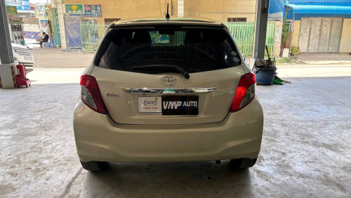 Toyota Vitz Smart Key
