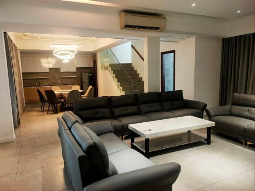 Twin Villa for rent Borey Woodland 60M