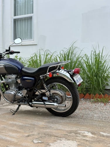 Used Kawasaki W800 2015