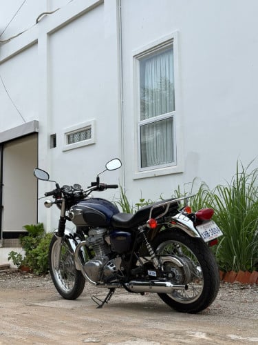 Used Kawasaki W800 2015