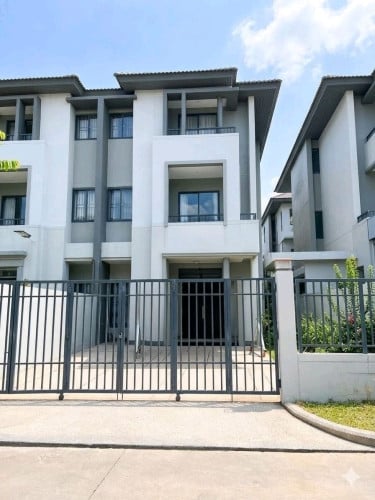 Villa 4 bedroom (full furniture) in Chipmong 598