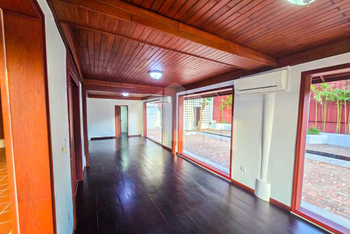 Villa for Rent in Toul Kork Area