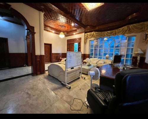 Villa House & Lot for Rent