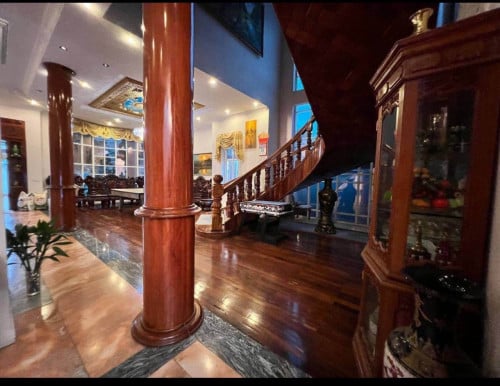 Villa House & Lot for Rent