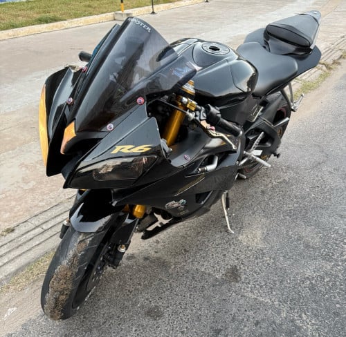 Yamaha R6