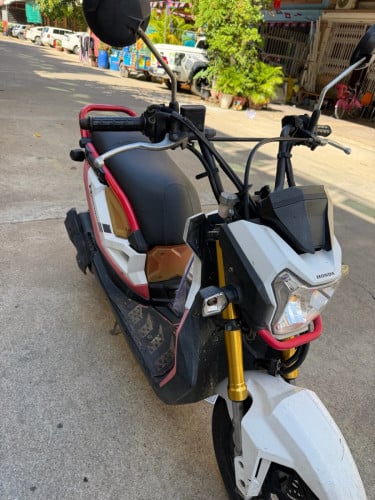 Zoomer X 2018