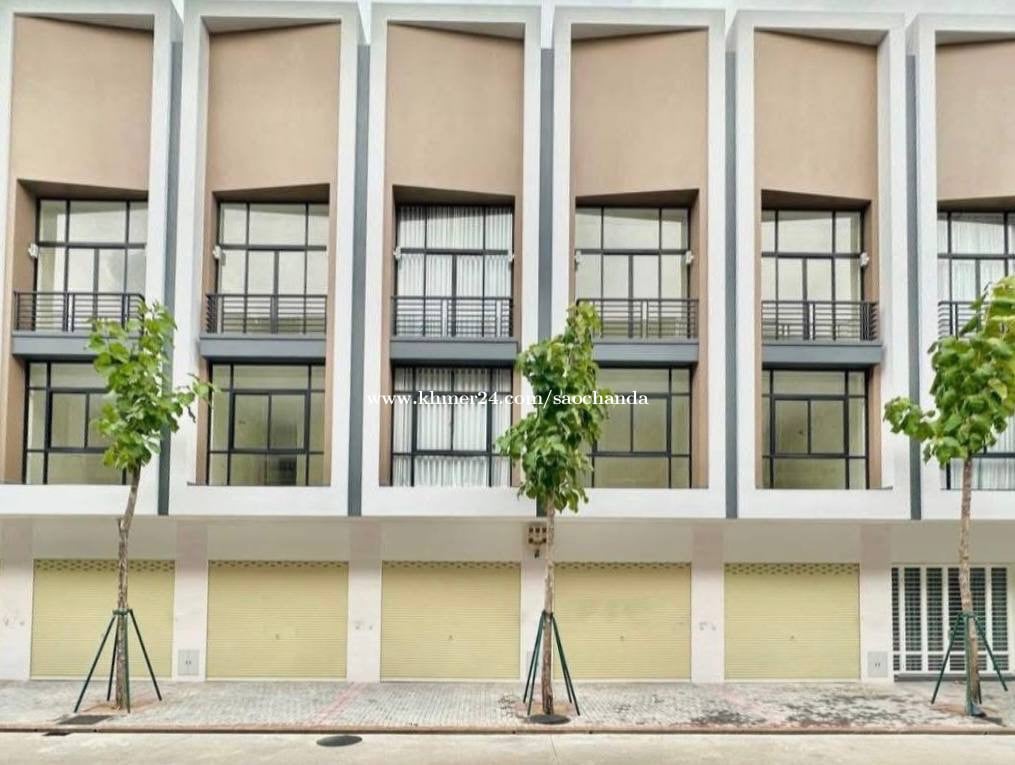 Shophouse for rent at Chabompov