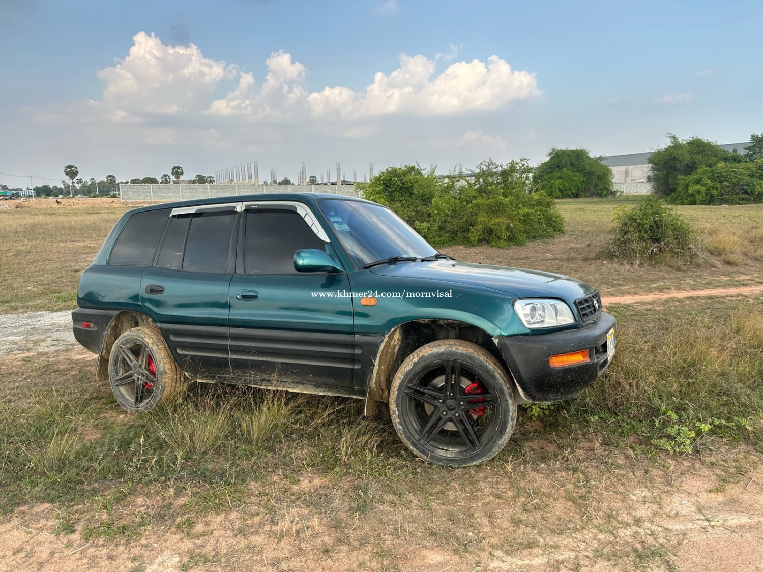 TOYOTA RAV4 ឆ្នាំ 97 ថ្មី ស្អាត លេខអូតូ ម៉ាស៊ីន ប្រអប់លេខ ស្អាត