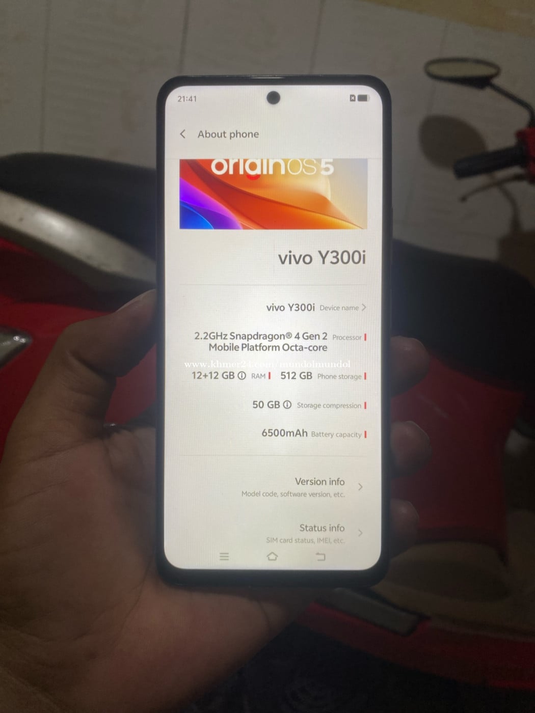 VIVO Y 300i sim2 / 12+12g /512g CH / zin / 98%/