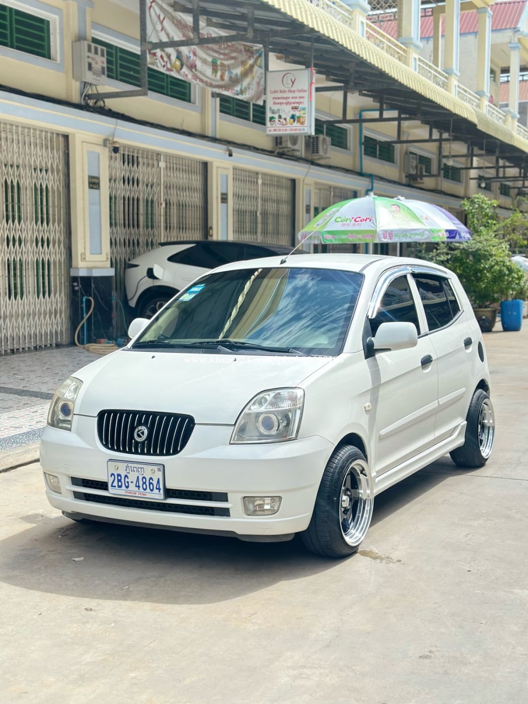 ឡានរៀបចំរួច ថ្មីណាស់