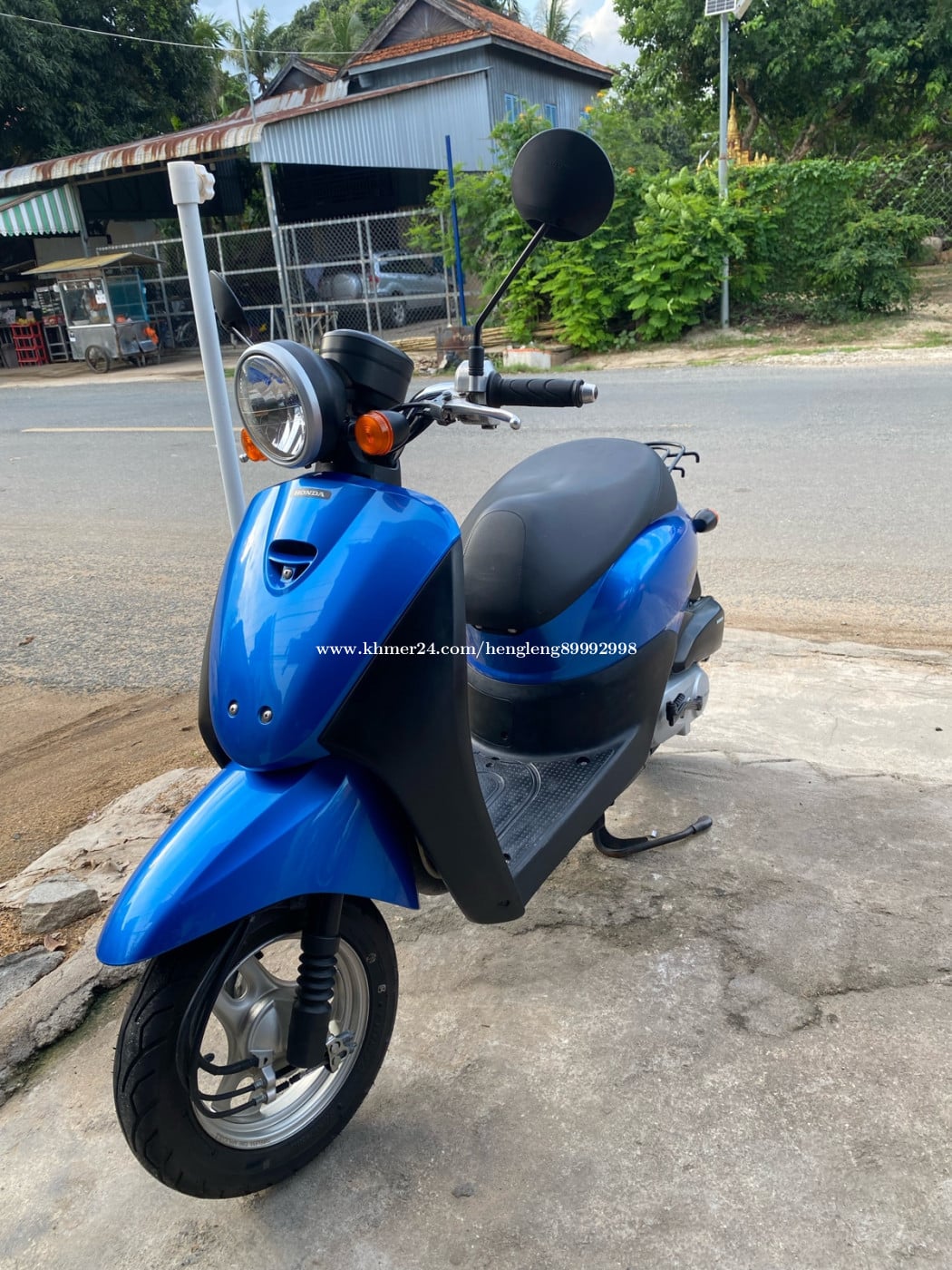ម៉ូតូលក់ប្រញ៉ាបលុយ
