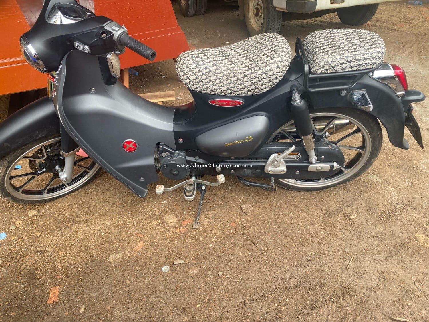 ចិចទេ