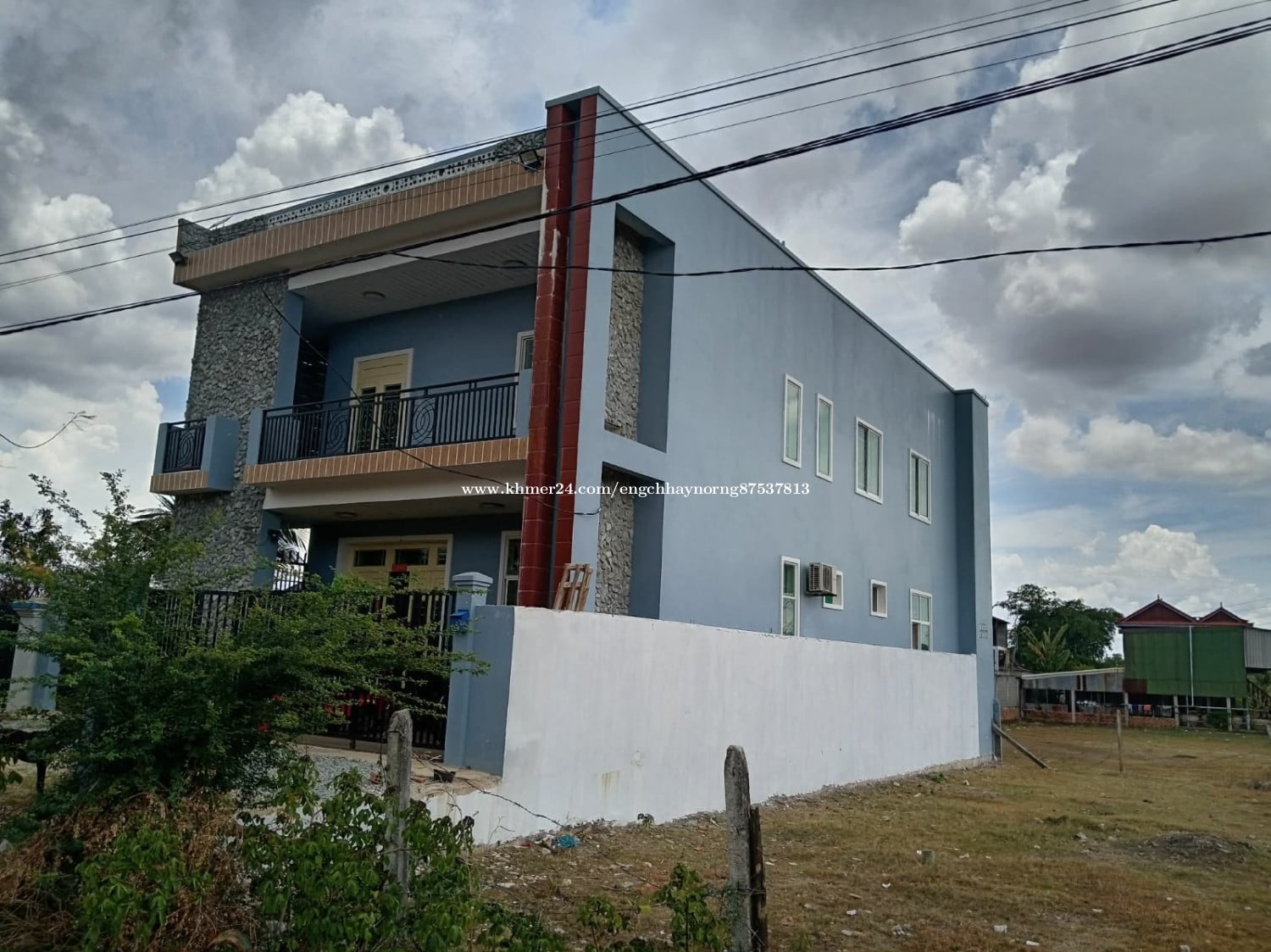ផ្ទះសម្រាប់លក់នៅជិតឧត្តុង