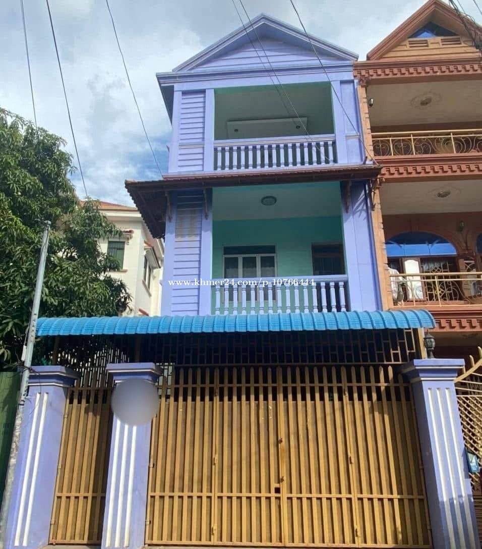 ផ្ទះសម្រាប់លក់ នៅទឹកថ្លា ជិត Midtown Mall | ទីតាំងល្អ សម្រាប់រស់នៅ និងវិនិយោគ