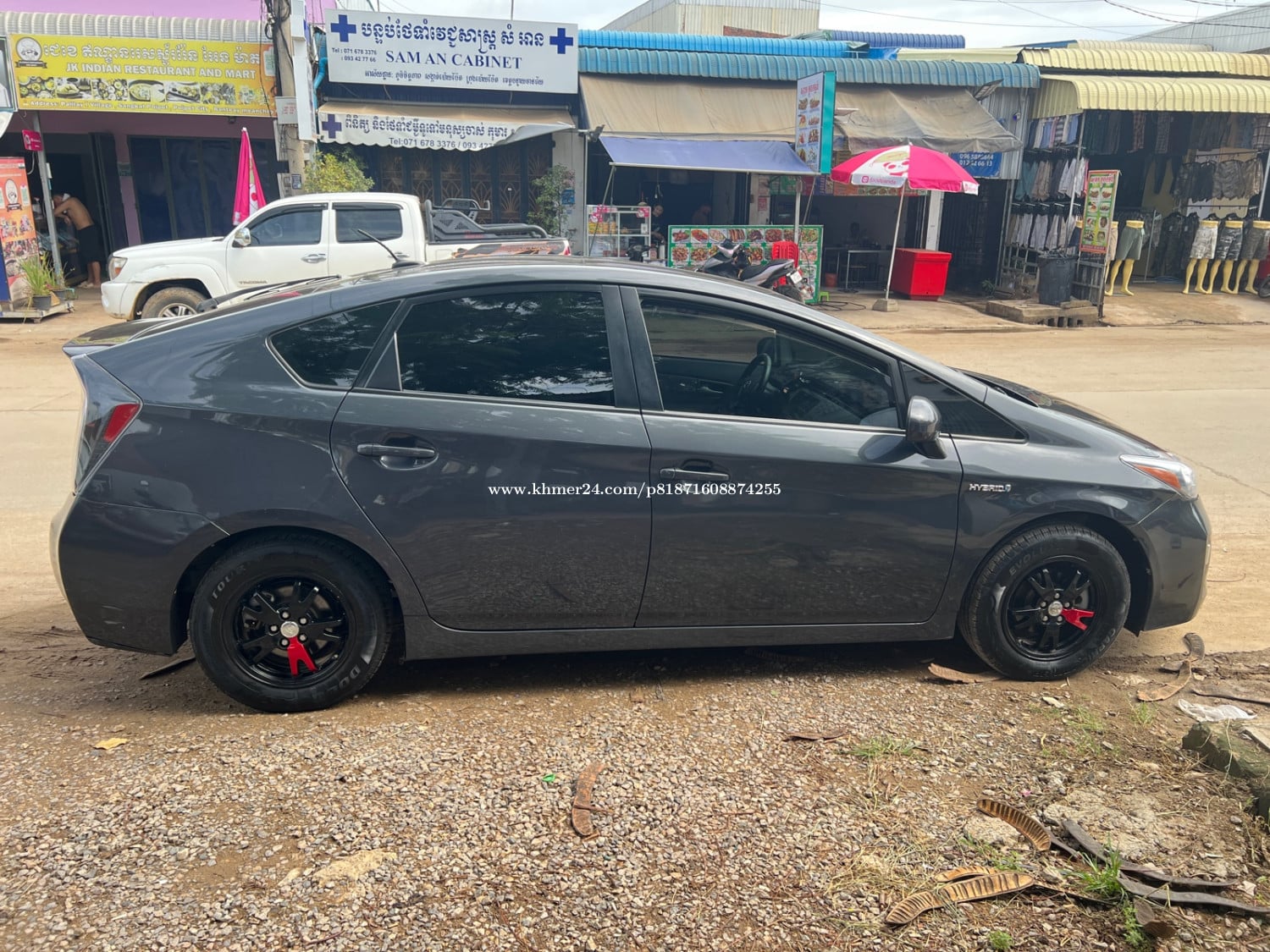 ឡាលក់ TOYOTA. PRIUS 2010 អប់សិន3 លេងគុជ3កាង012ហើយសរេច