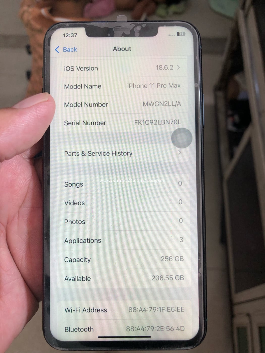 11pm iCloud ប្រើបានមេម៉ូរី256G អេក្រង់gx inceel