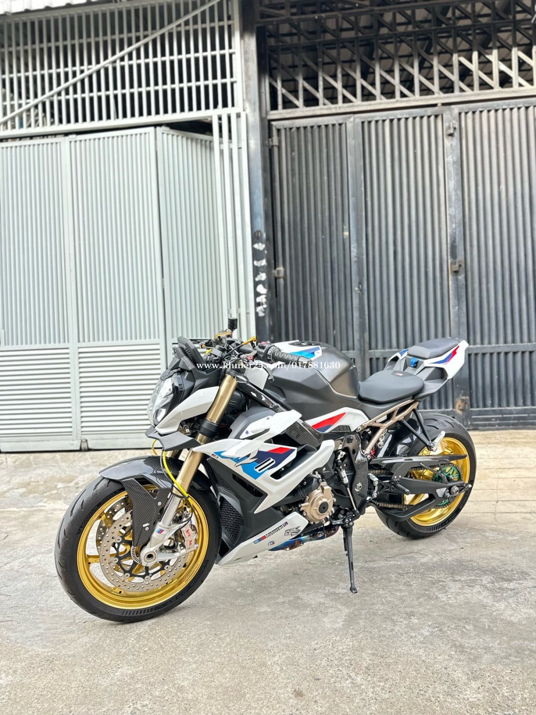 BMW S1000R