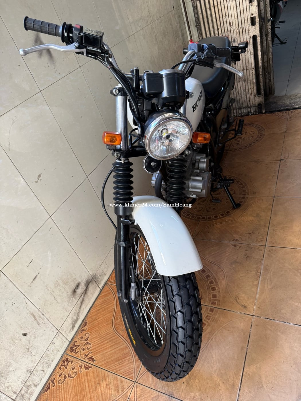 Honda CB223