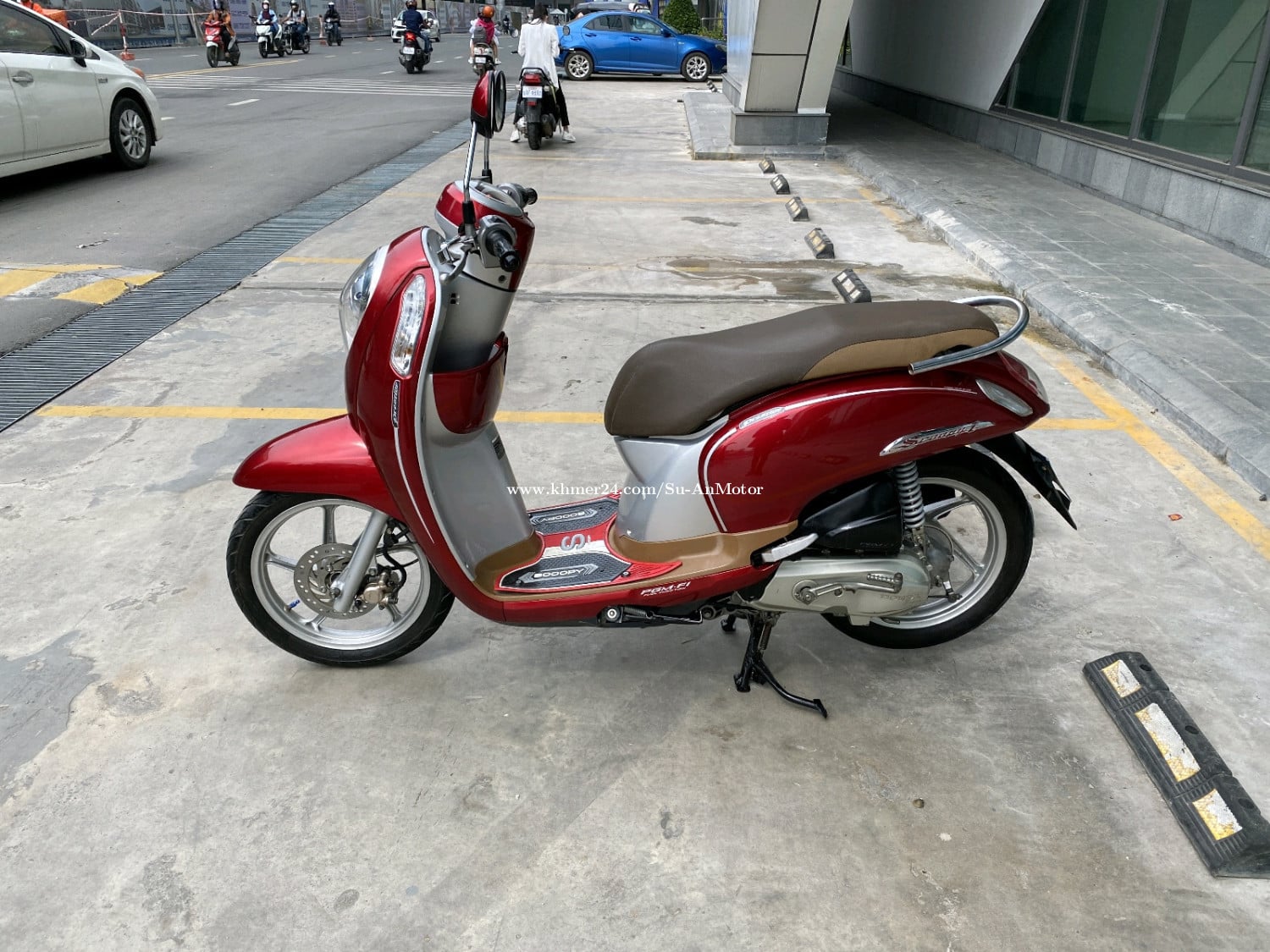 Honda scoopy 2013