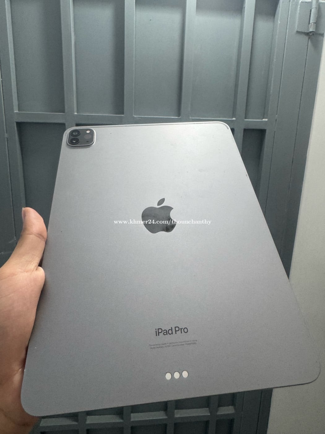 iPad Pro M2 អីវ៉ាន់ស្អាតដោយសារត្រូវការលុយបងៗអាចទាក់ទងបាន