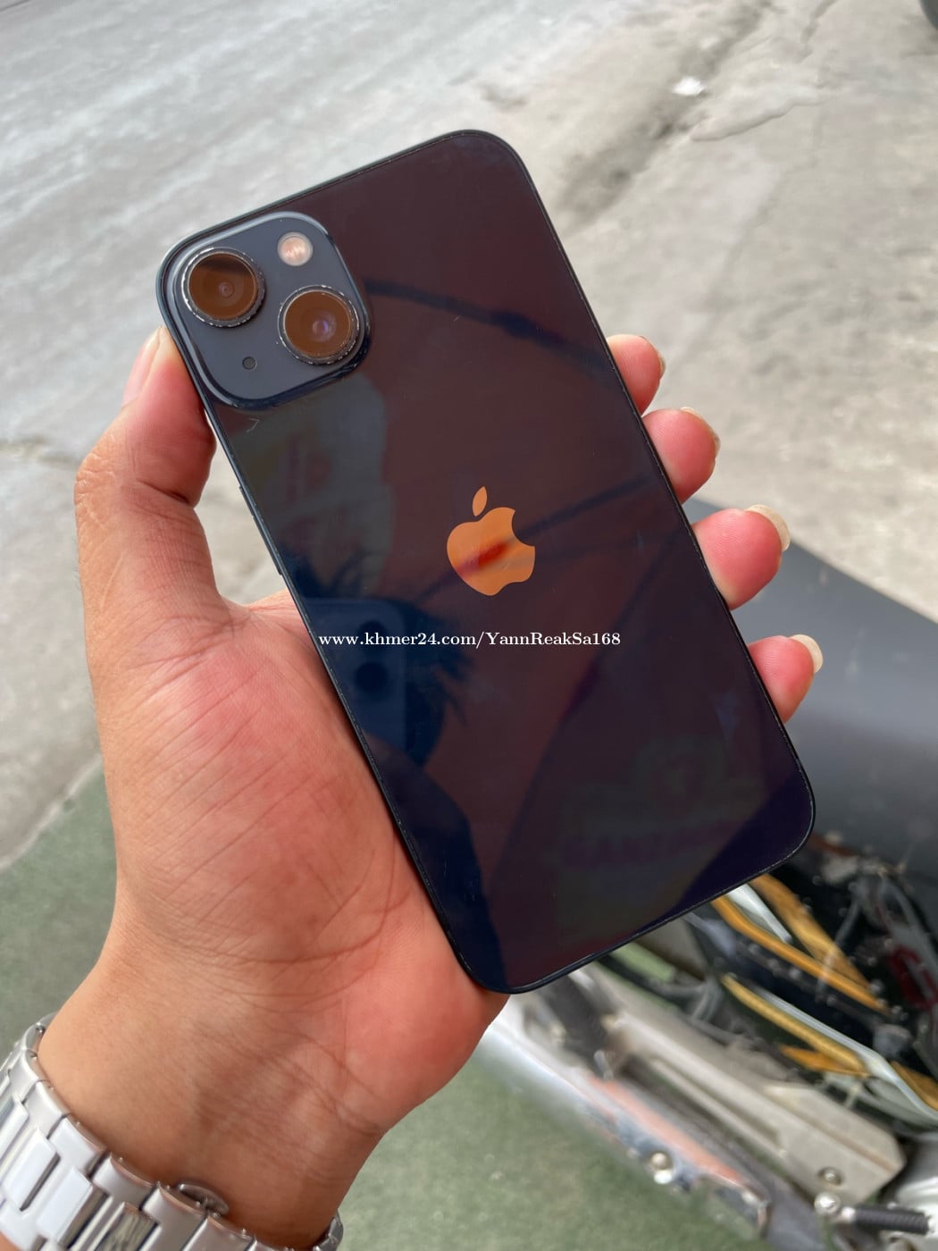 IPhone 13