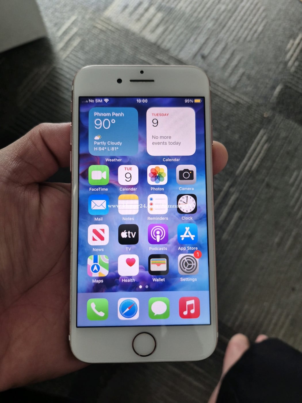 iPhone 7, 32GB, Good 95% with scan, No iCloud