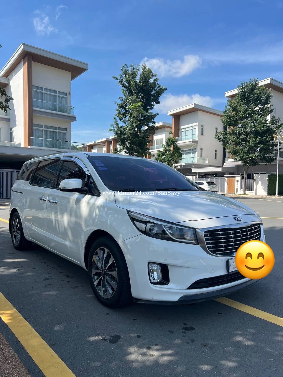 Kia carnival 2015 ម៉ាស៊ូតលក់