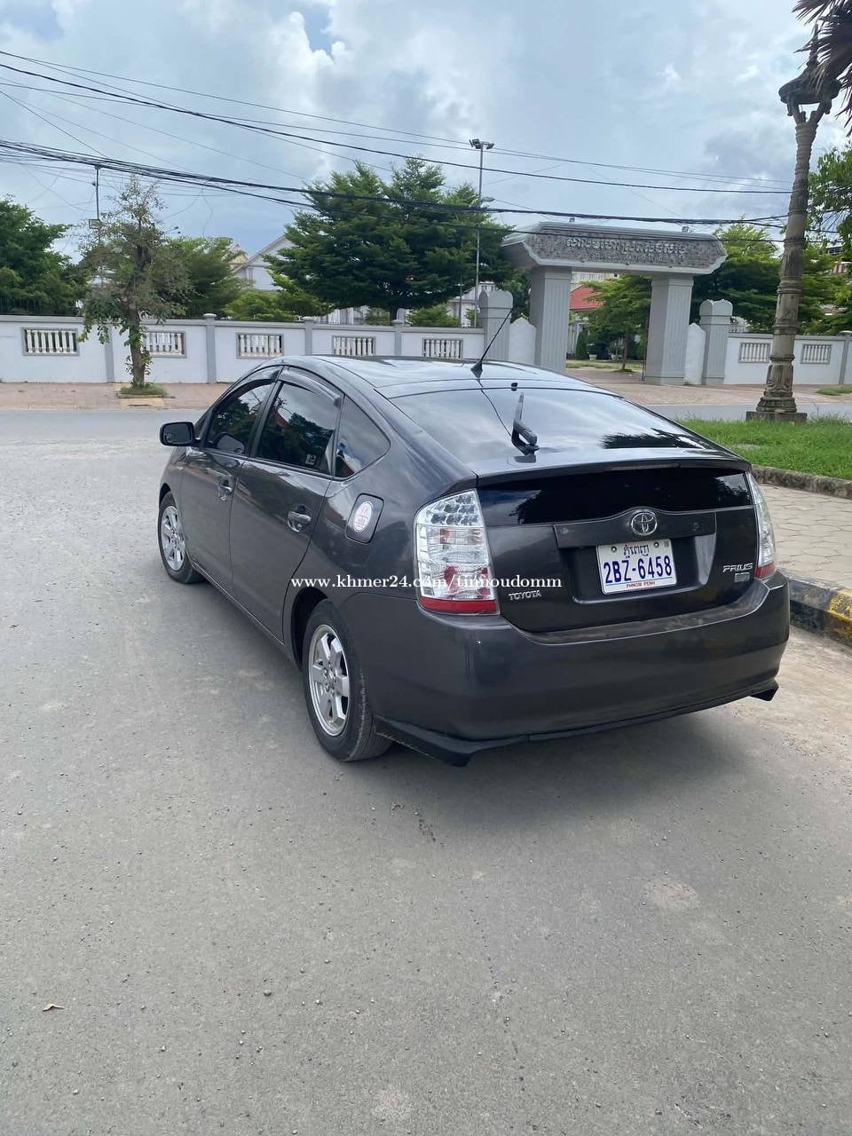 prius08 9500$
