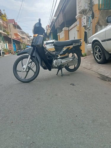 លក់ប្រយ៉ាប់លុយ
