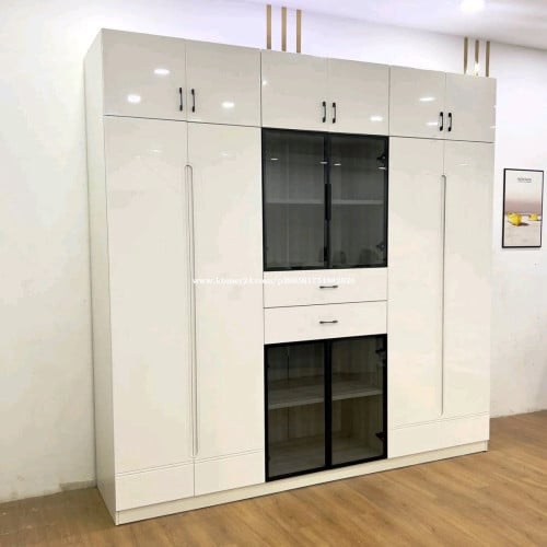 ទូរ