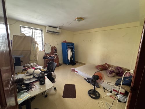 ផ្ទះល្វែងលក់បន្ទាន់