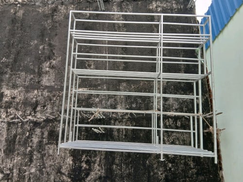 លក់សម្ភារះមួយទឹក