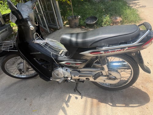 ម៉ូតូលក់ប្រញ៉ាប់