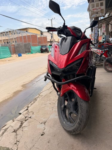 ម៉ូតូលក់