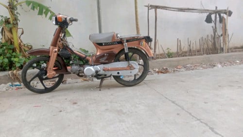 លក់ ម៉ាស៊ីនតាន់ ១៧៥$