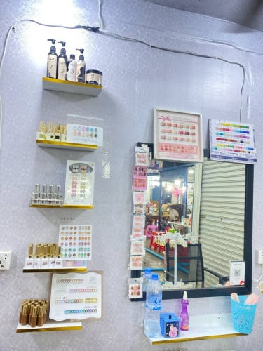 សាឡន តូបសេងទាំងអីវ៉ាន់
