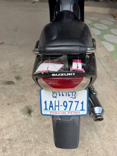 លក់នៅអេម
