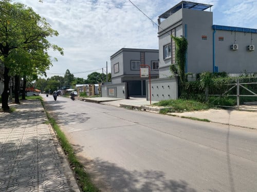 ដីលក់នៅភ្នំពេញថ្មី ផ្លូវមុខក្រោយ