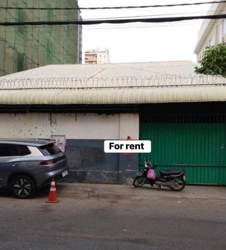 ឃ្លាំងជួលនៅ អូឬស្សុី