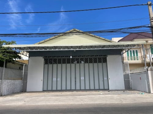 ឃ្លាំងជួលនៅសង្កាត់គោកឃ្លាង