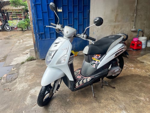 លក់បងៗម៉ូតូខ្ញុំជិះផ្ទាល់