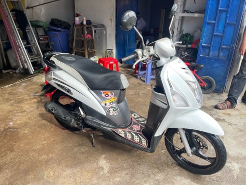 លក់បងៗម៉ូតូខ្ញុំជិះផ្ទាល់