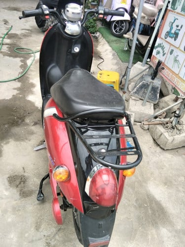 លក់កង់អាកុយមួយទឹក