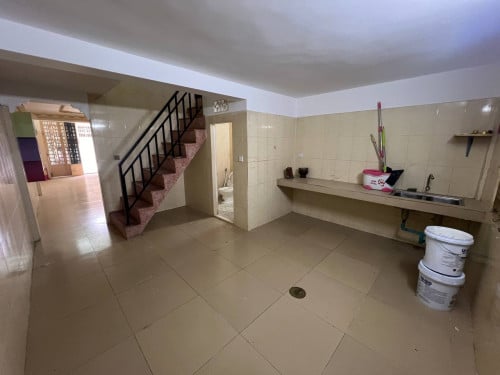 ផ្ទះល្វែងលក់បន្ទាន់