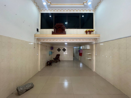 ផ្ទះល្វែងលក់បន្ទាន់