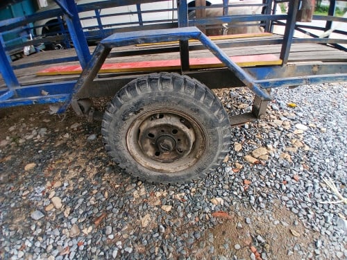 លក់តែកន្ទុយ