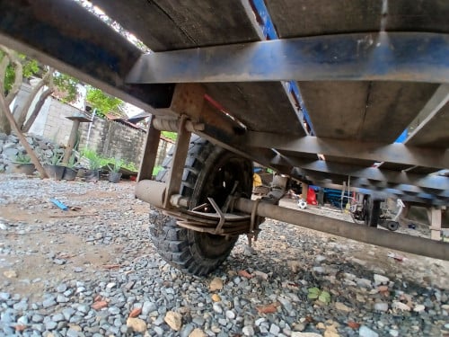 លក់តែកន្ទុយ