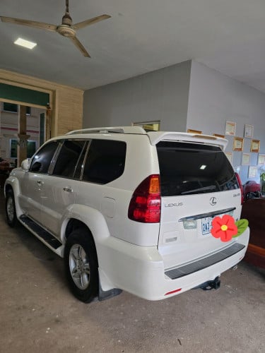 ធានាឡានថ្មី នៅស្រុីនទាំងអស់ ប្រើតិច
