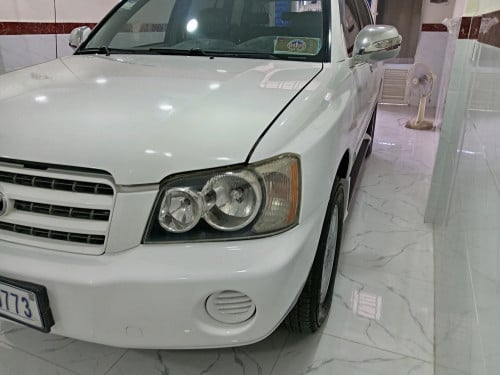 ឡានលក់ 02 V4 ប៉ុង១